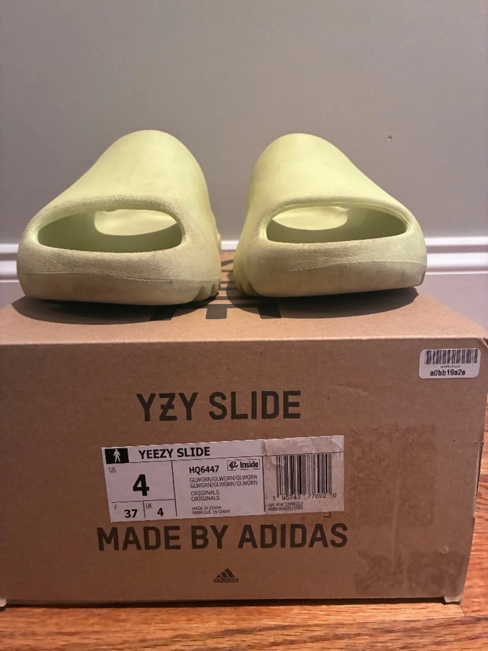 adidas Yeezy Slide